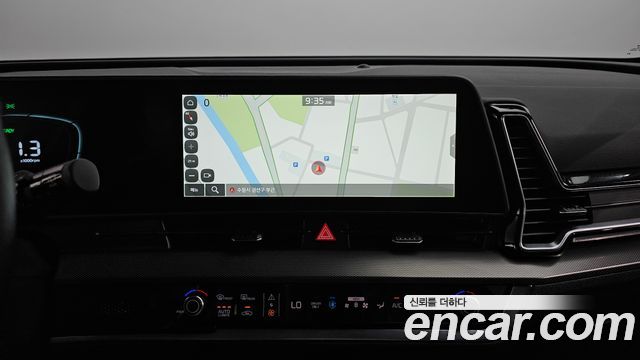 Kia Sportage Hybrid (V) Nobleless 2WD 2024 — фото 14