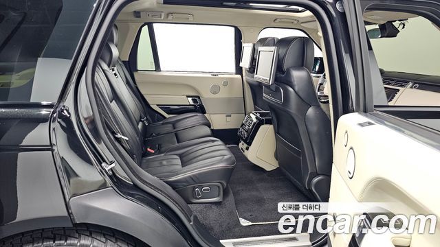 Land Rover Range Rover (IV) 4.4 SDV8 AB LWB DIESEL 2014 — фото 11