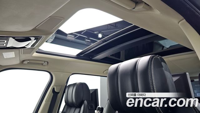 Land Rover Range Rover (IV) 4.4 SDV8 AB LWB DIESEL 2014 — фото 16