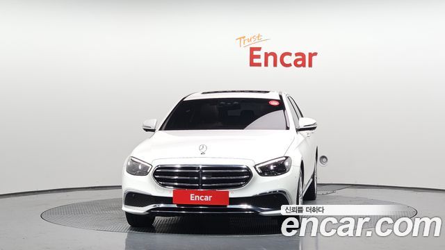 Mercedes-Benz E-Class (W213) E250 Exclusive 2023 — фото 3