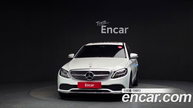 Mercedes-Benz C-Class (W205) C220 d 4MATIC Exclusive 2019 — фото 3