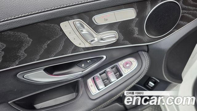 Mercedes-Benz C-Class (W205) C220 d 4MATIC Exclusive 2019 — фото 12
