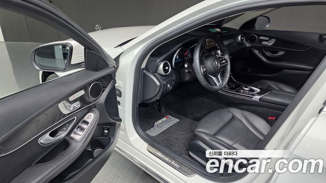 Mercedes-Benz C-Class (W205) C220 d 4MATIC Exclusive 2019 — фото 13