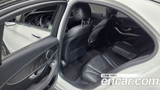 Mercedes-Benz C-Class (W205) C220 d 4MATIC Exclusive 2019 — фото 18