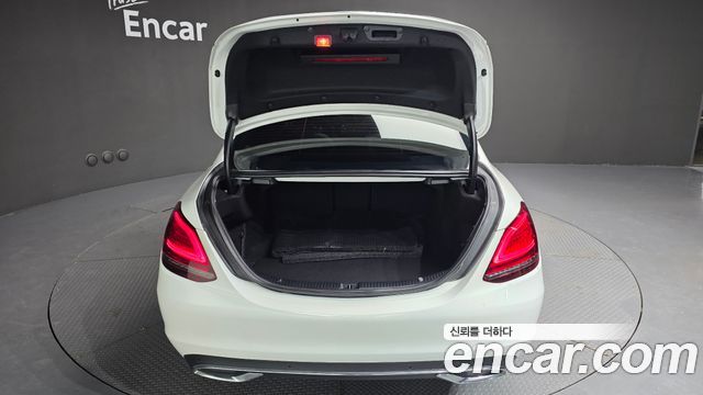Mercedes-Benz C-Class (W205) C220 d 4MATIC Exclusive 2019 — фото 20