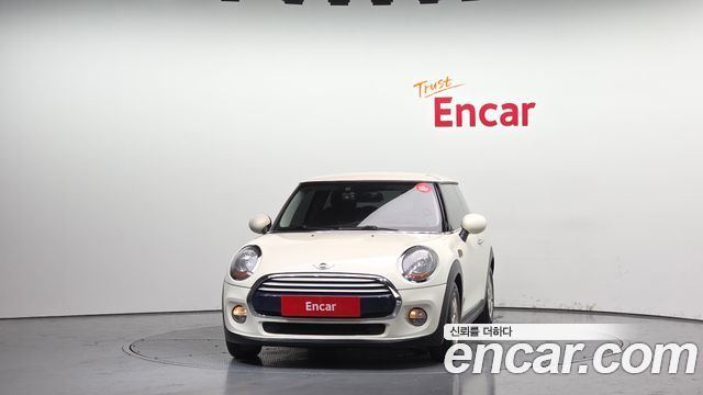 MINI Cooper Standard Third Generation 2015 — фото 3