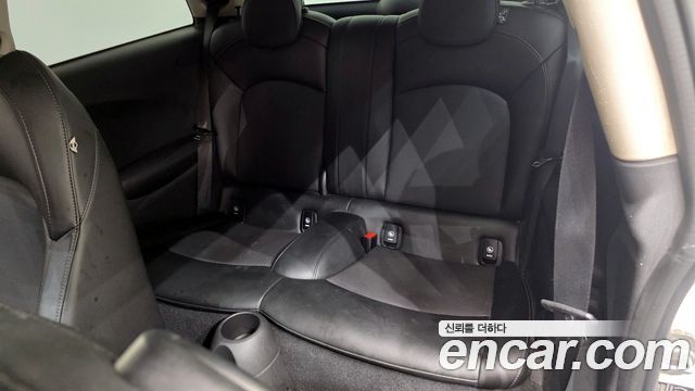 MINI Cooper Standard Third Generation 2015 — фото 11