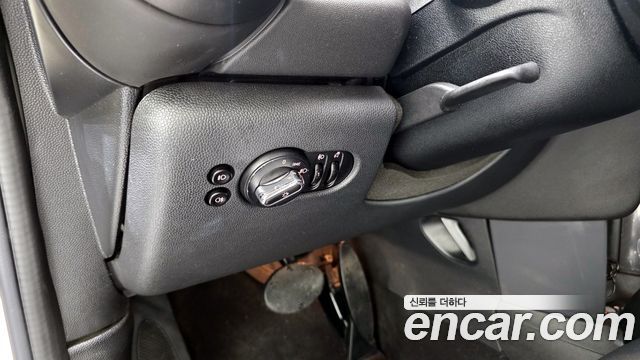 MINI Cooper Standard Third Generation 2015 — фото 15