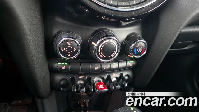 MINI Cooper Standard Third Generation 2015 — фото 17