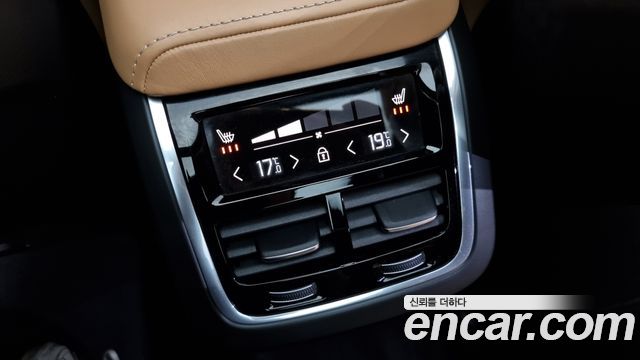 Volvo XC60 (II) D5 Inscription 2019 — фото 18