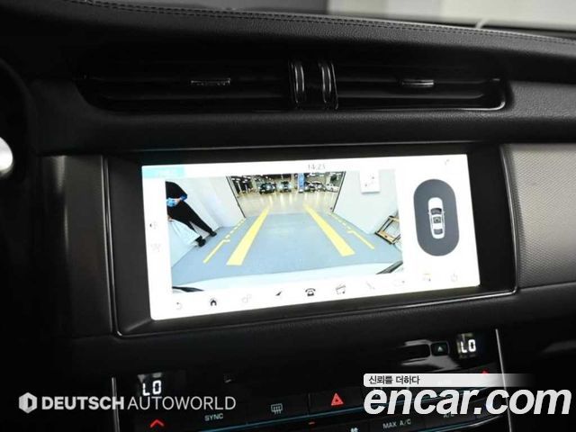 Jaguar XF (X260) 25t Prestige 2017 — фото 19