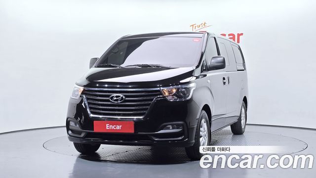 Hyundai Grand Starex Van 5-Seater Modern 2021 — фото 3