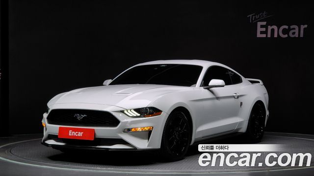 Ford Mustang Coupe