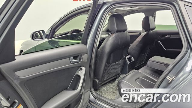 Audi A4 2.0 TFSI Quattro Dynamic B8 2014 — фото 11