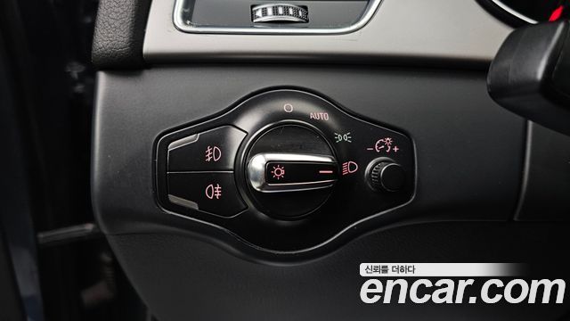 Audi A4 2.0 TFSI Quattro Dynamic B8 2014 — фото 14