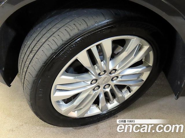 Cadillac XT5 3.6 Premium Plus AWD 2017 — фото 24