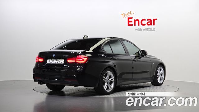 BMW 3 Series (F30) 330i M Sport Shadow 2018 — фото 2