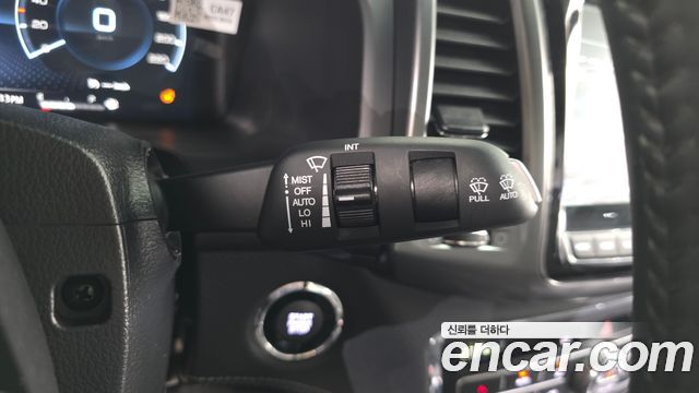 KG Mobility (SsangYong) Rexton Sports Khan Diesel 2.2 4WD Prestige 2022 — фото 18