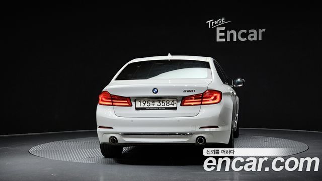 BMW 5 Series (G30) 520i Luxury 2018 — фото 4