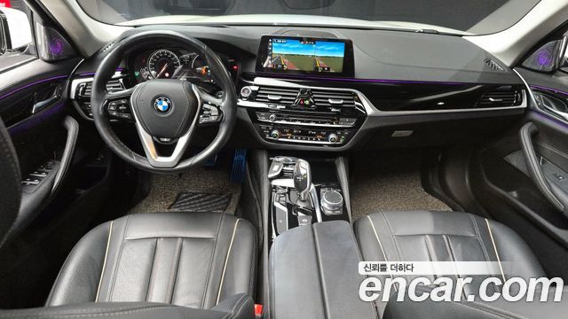BMW 5 Series (G30) 520i Luxury 2018 — фото 7