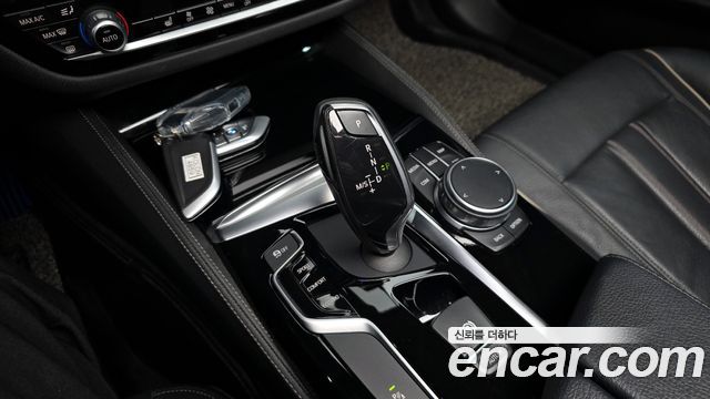 BMW 5 Series (G30) 520i Luxury 2018 — фото 9