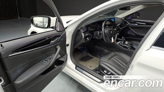 BMW 5 Series (G30) 520i Luxury 2018 — фото 10