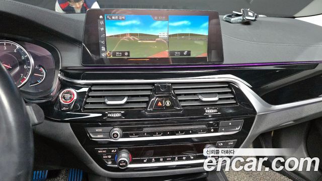 BMW 5 Series (G30) 520i Luxury 2018 — фото 16