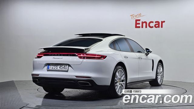 Porsche Panamera (971) 3.0 AWD 2020 — фото 2