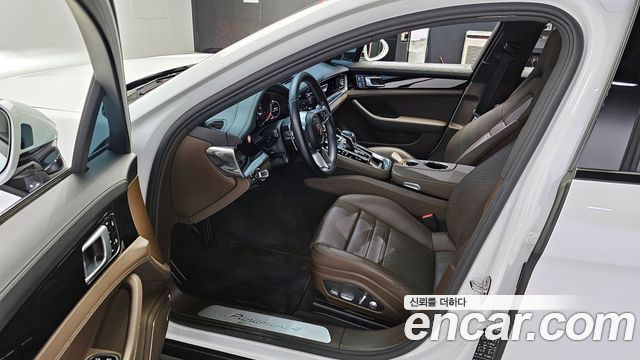 Porsche Panamera (971) 3.0 AWD 2020 — фото 10