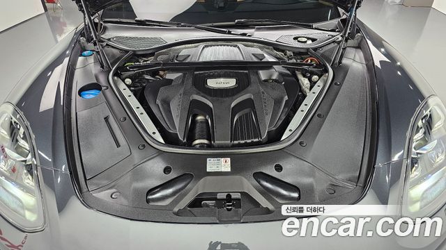 Porsche Panamera (971) 3.0 AWD 2018 — фото 6