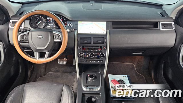 Land Rover Discovery Sport 2.0 TD4 SE 2017 — фото 7