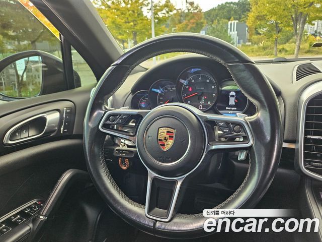 Porsche Cayenne 3.6 Platium Edition 958 2018 — фото 21