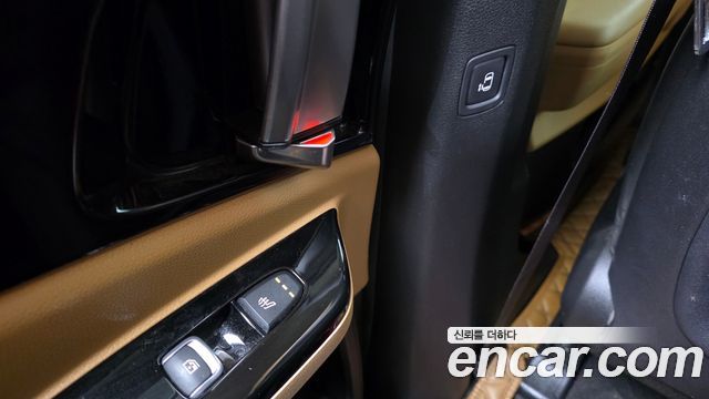 Kia Carnival (IV) Gasoline 9-Seater Signature 2023 — фото 18