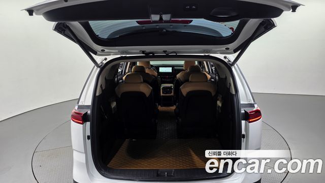 Kia Carnival (IV) Gasoline 9-Seater Signature 2023 — фото 20