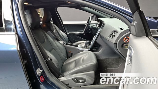 Volvo S60 D4 2nd 2015 — фото 10