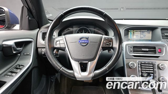 Volvo S60 D4 2nd 2015 — фото 13