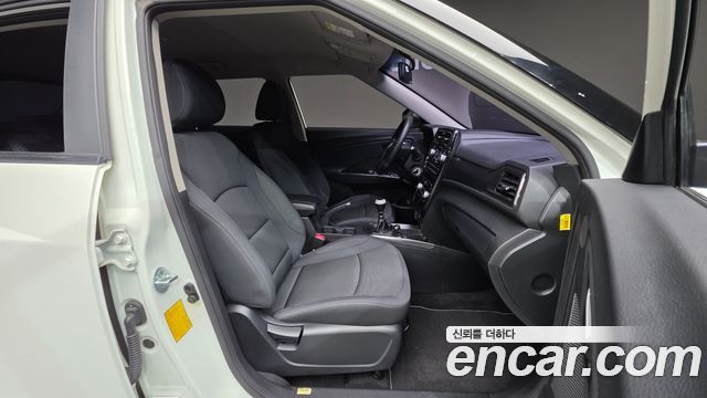 KG Mobility (SsangYong) Very New Tivoli Gasoline 1.5 2WD V1 2022 — фото 10