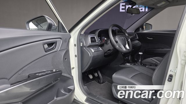 KG Mobility (SsangYong) Very New Tivoli Gasoline 1.5 2WD V1 2022 — фото 11