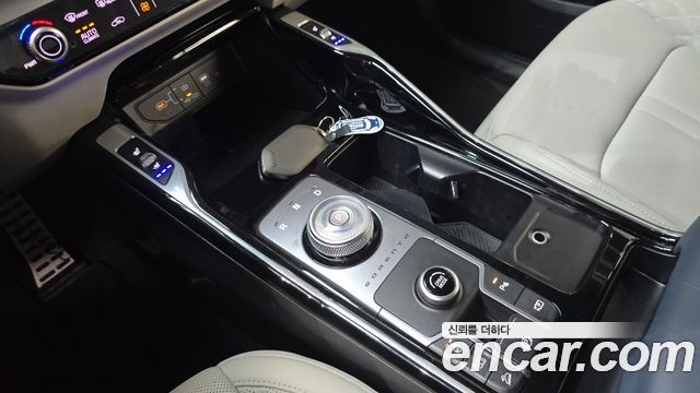 Kia Sorento (IV) HEV 1.6 2WD Gravity 2024 — фото 9