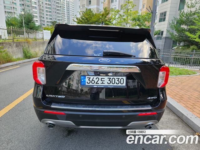 Ford Explorer (VI) 2.3 LimIted 4WD 2021 — фото 4