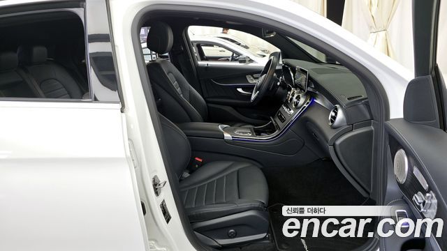 Mercedes-Benz GLC-Class (X253) GCL300 4MATIC Coupe 2023 — фото 11