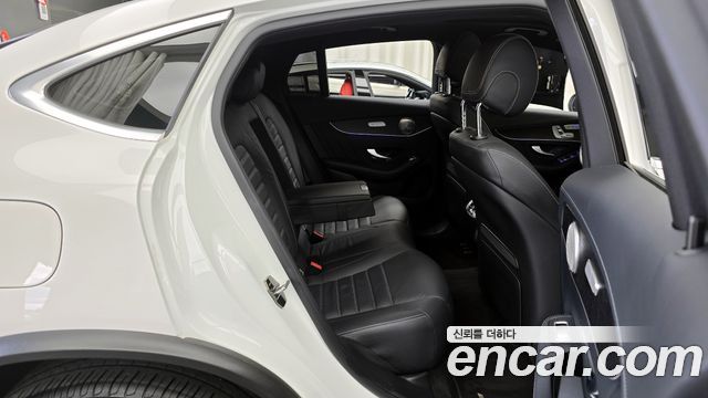 Mercedes-Benz GLC-Class (X253) GCL300 4MATIC Coupe 2023 — фото 12