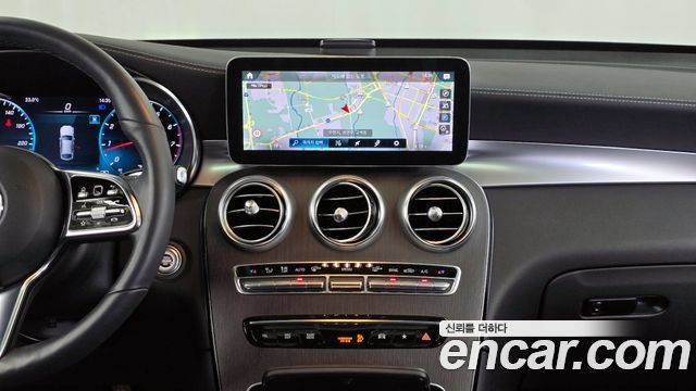 Mercedes-Benz GLC-Class (X253) GCL300 4MATIC Coupe 2023 — фото 14