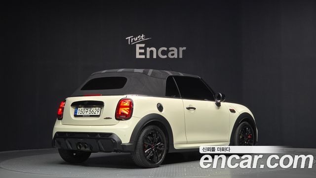 MINI Cooper S Convertible JCW 3rd 2022 — фото 2