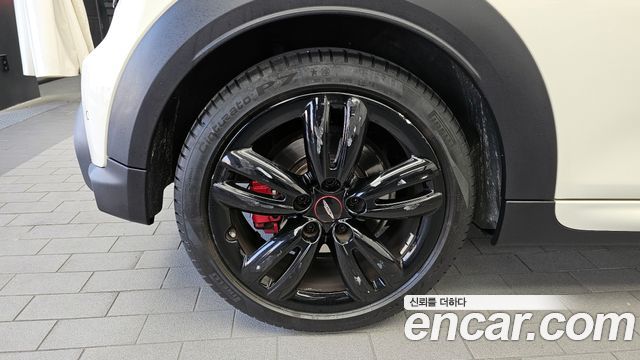 MINI Cooper S Convertible JCW 3rd 2022 — фото 5