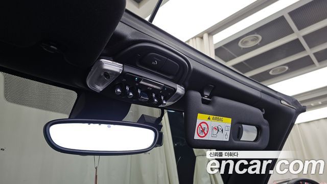 MINI Cooper S Convertible JCW 3rd 2022 — фото 18