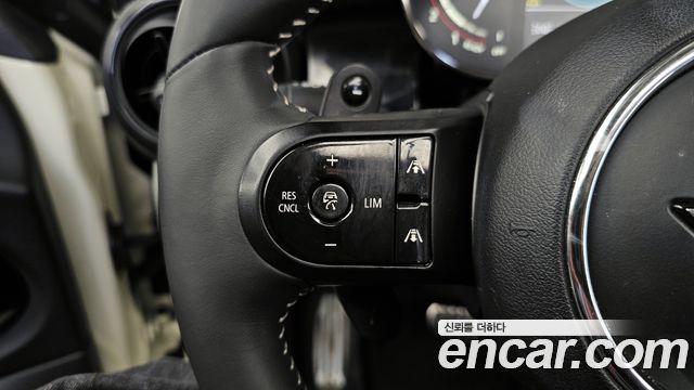 MINI Cooper S Convertible JCW 3rd 2022 — фото 19