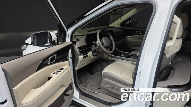 Kia Carnival (IV) HEV 4-Seater Hi Limousine Signature 2025 — фото 10