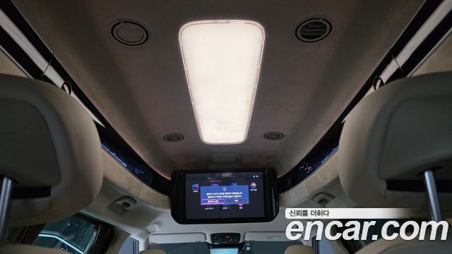 Kia Carnival (IV) HEV 4-Seater Hi Limousine Signature 2025 — фото 19