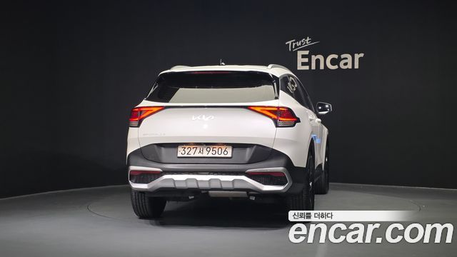Kia Sportage (V) Diesel 2.0 2WD Prestige 2022 — фото 4